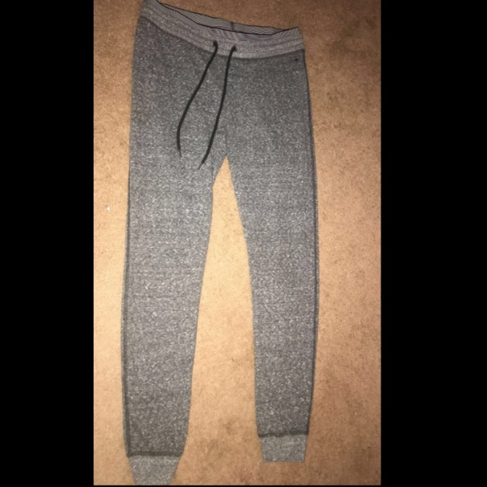 Gray AEO joggers!